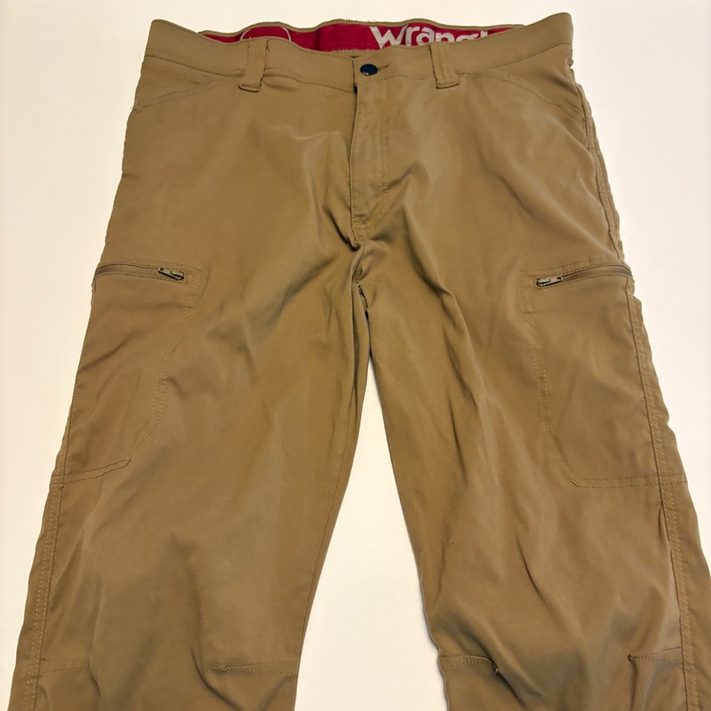 Wrangler ATG Cargo Pants Mens 34x32 Tan All Terrain Gear Stretch 112325809